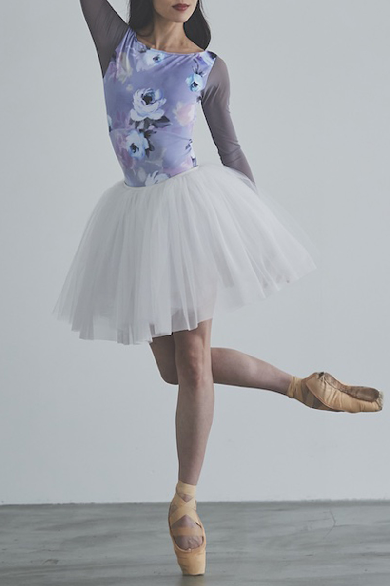 stina / type O square / fantasy lilac