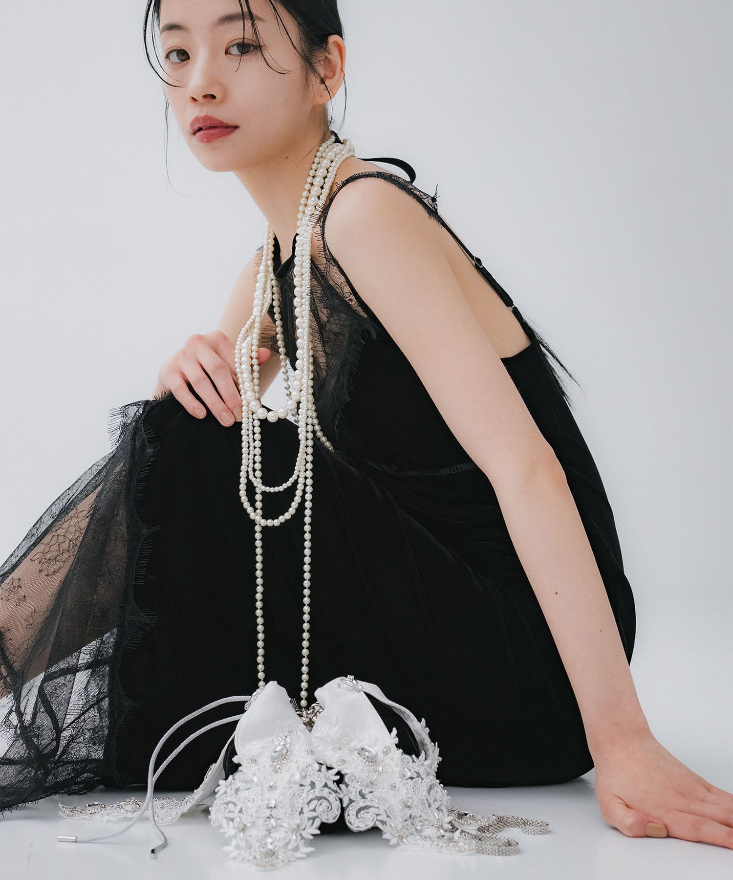crystal bijou chain bag(FREE BLACK): tanakadaisuke: WOMENS