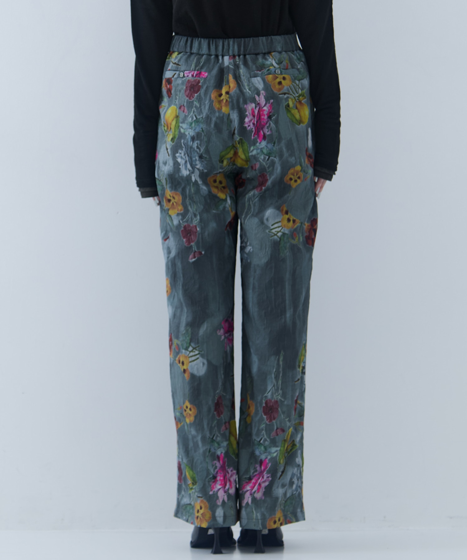 UND GRACE JACQUARD PRINT PANTS(S GREY): AMERI: WOMENS｜ STUDIOUS