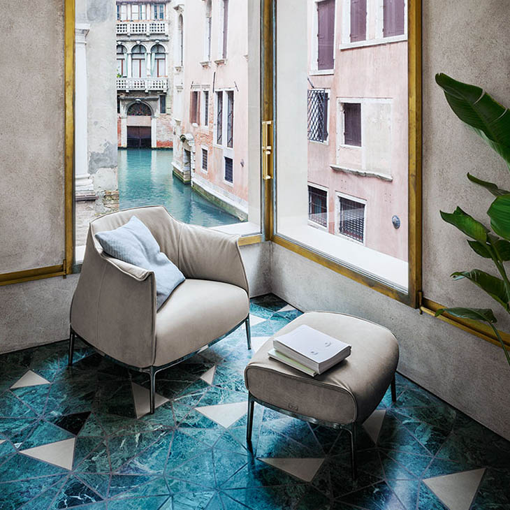 Archibald Gran Comfort Armchair - Poltrona Frau | Studio Como