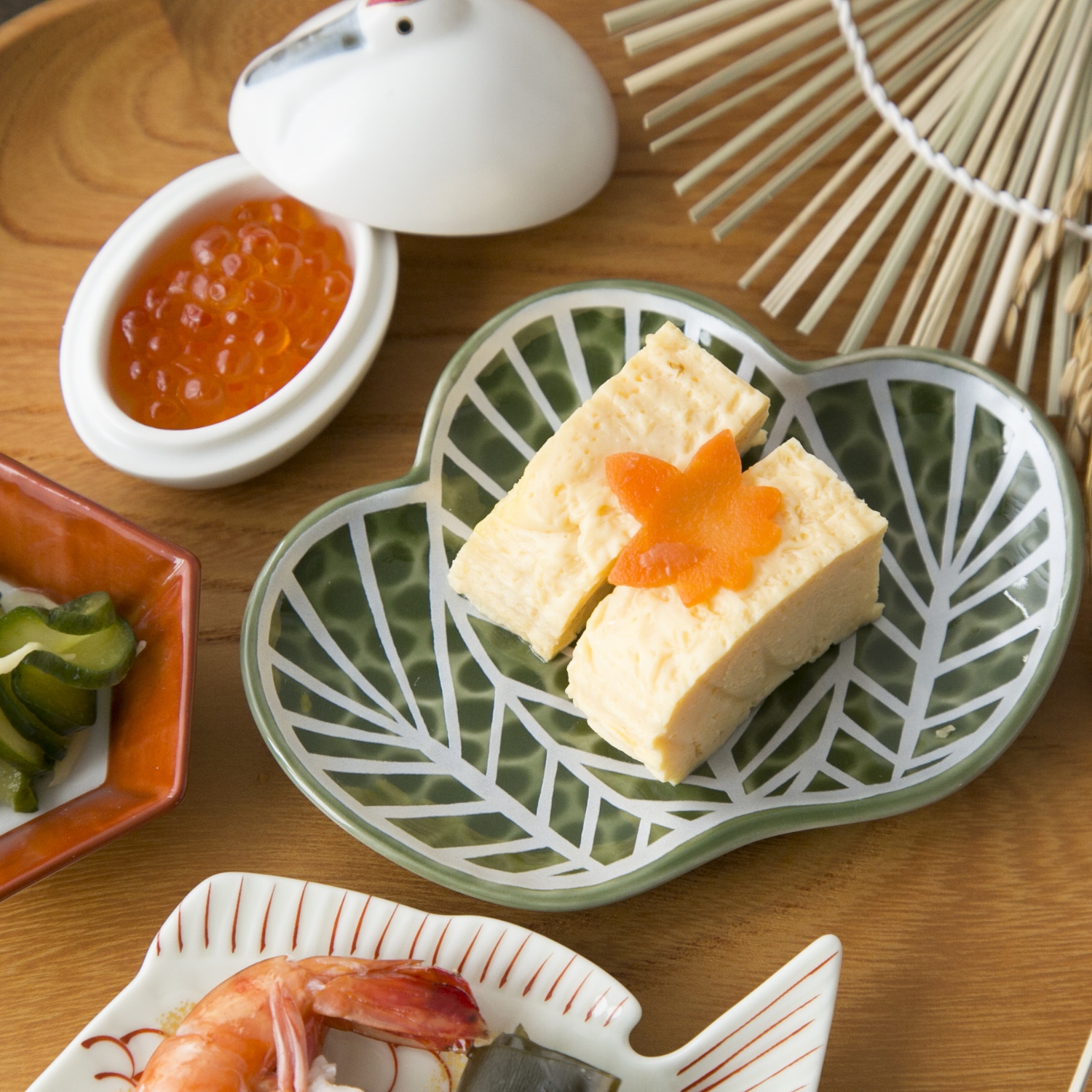 幸楽窯 松葉型 銘々皿 -縁起の良い絵柄で、おめでたい食卓に