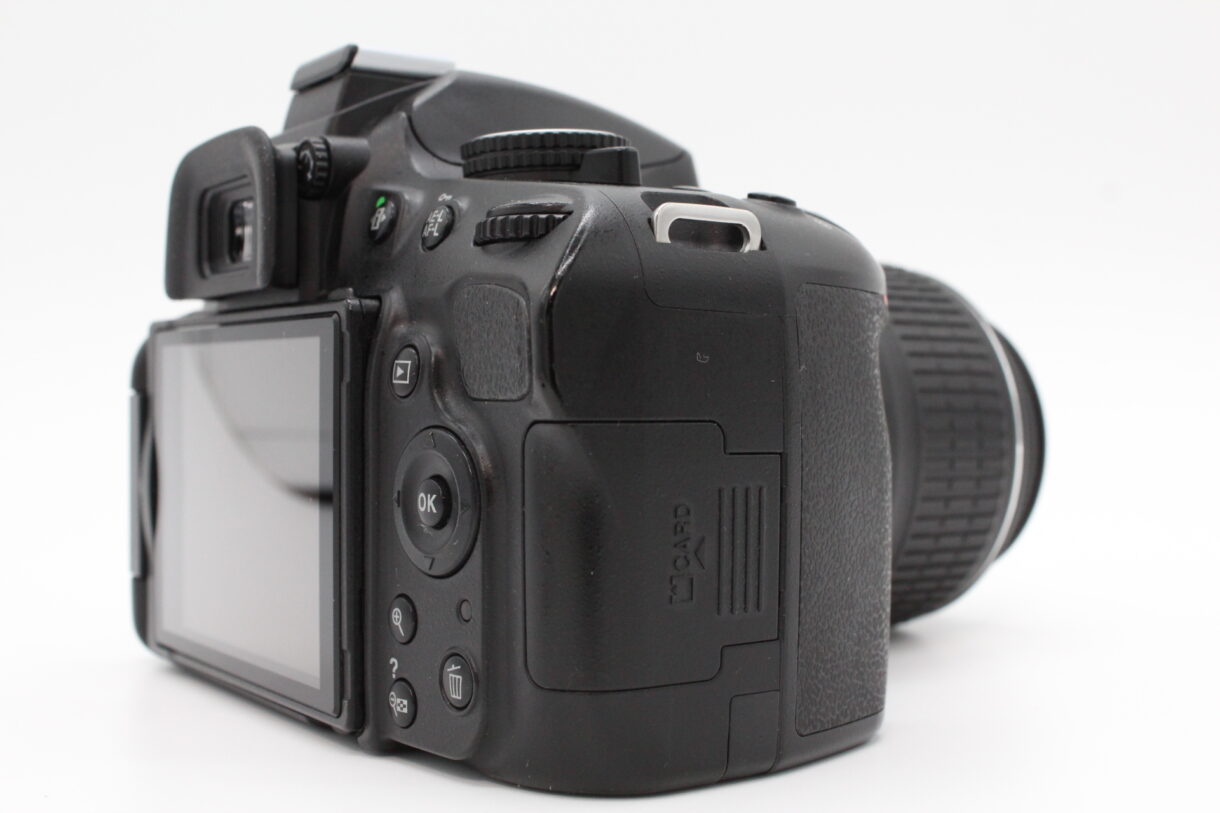 美品】NIKON ニコン デジタル一眼レフカメラ D5100 18-55VR レンズ