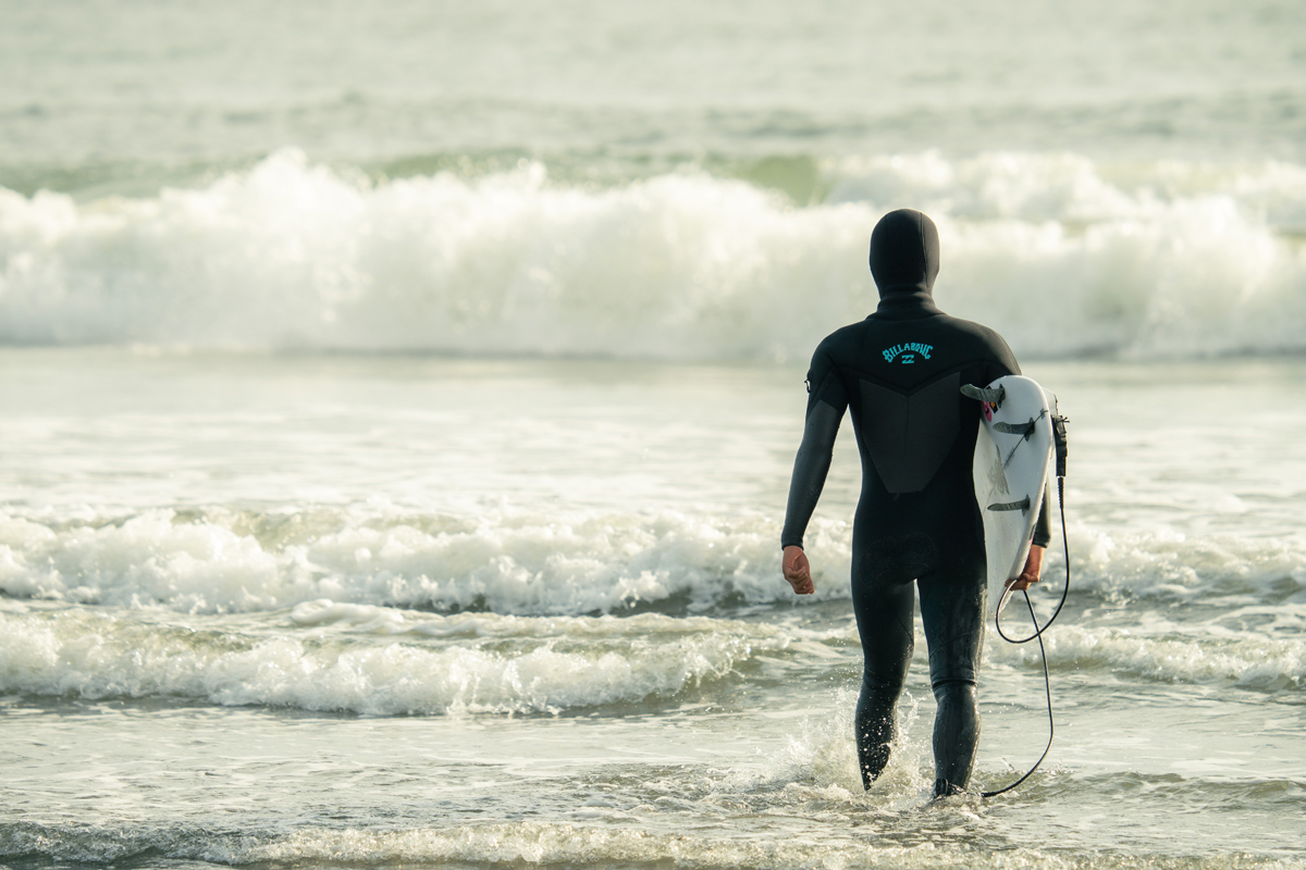 サーフィン・ボディボード BILLABONG 2WAY HOODED SUPER SEMIDRY これ