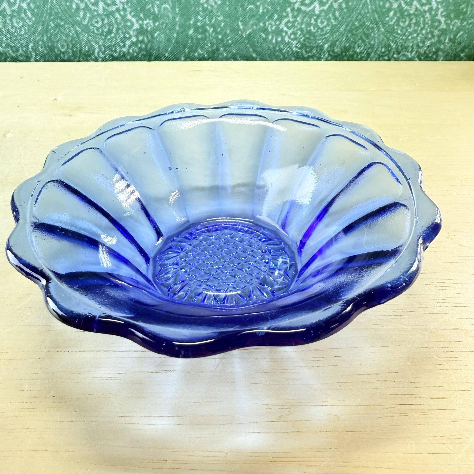 すみれ 青ガラス なつめ形 ウランガラス 氷コップ (検) 和ガラス